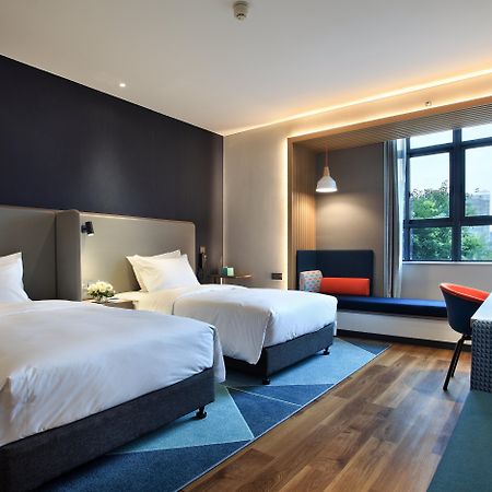 Holiday Inn Express Guilin City Center By Ihg Экстерьер фото