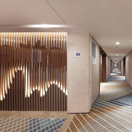 Holiday Inn Express Guilin City Center By Ihg Экстерьер фото